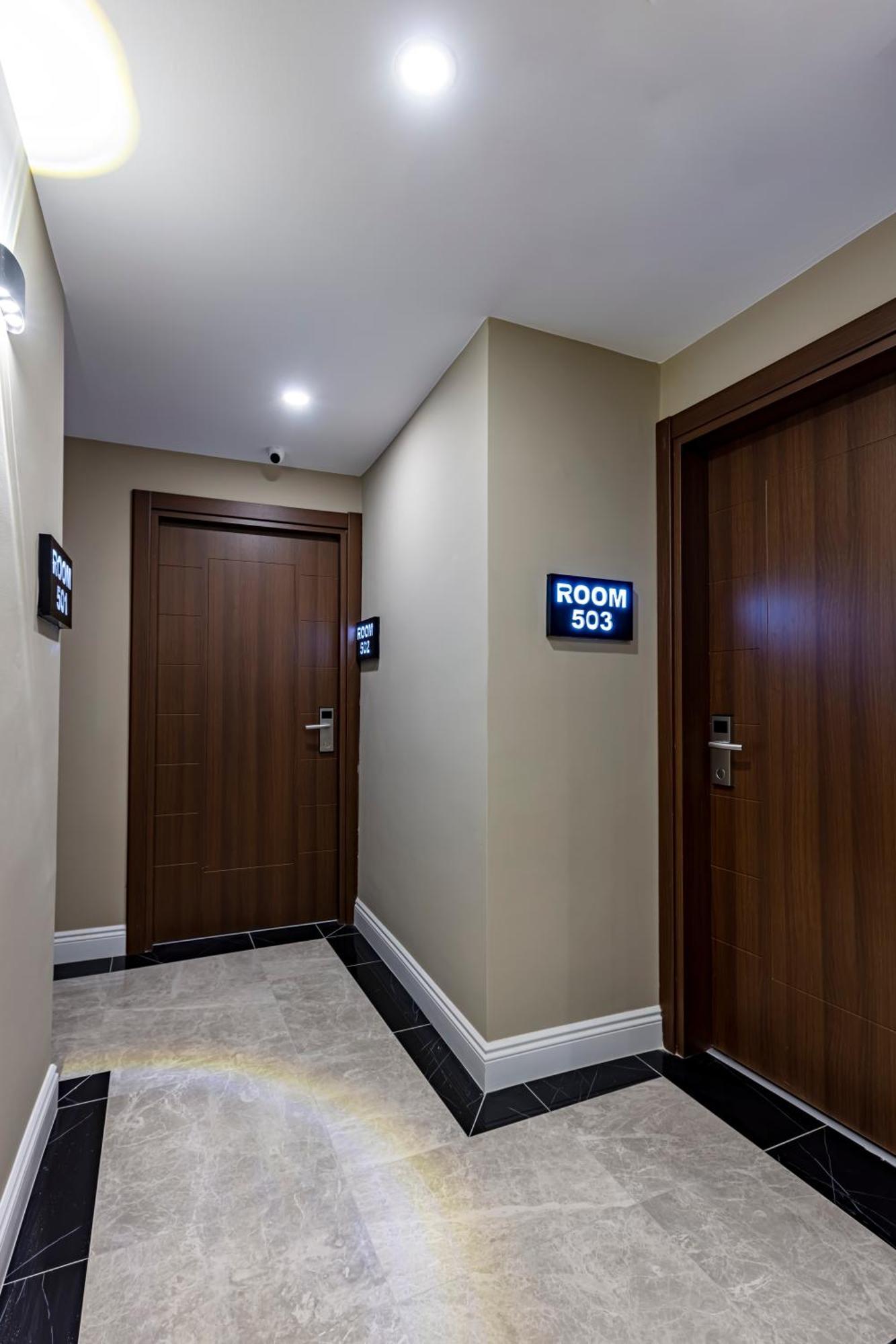 Grand Hamit By Karadayi Airport Hotel Arnavutkoy ภายนอก รูปภาพ