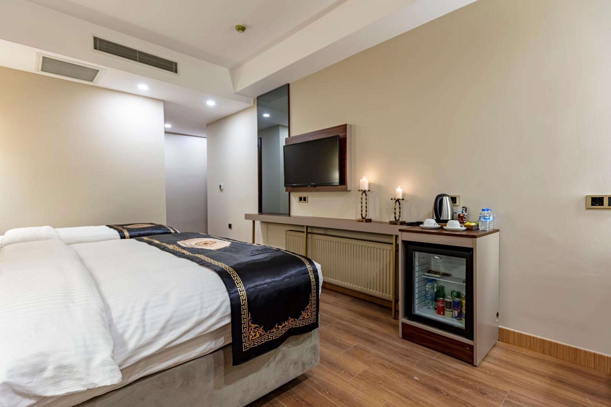 Grand Hamit By Karadayi Airport Hotel Arnavutkoy ภายนอก รูปภาพ