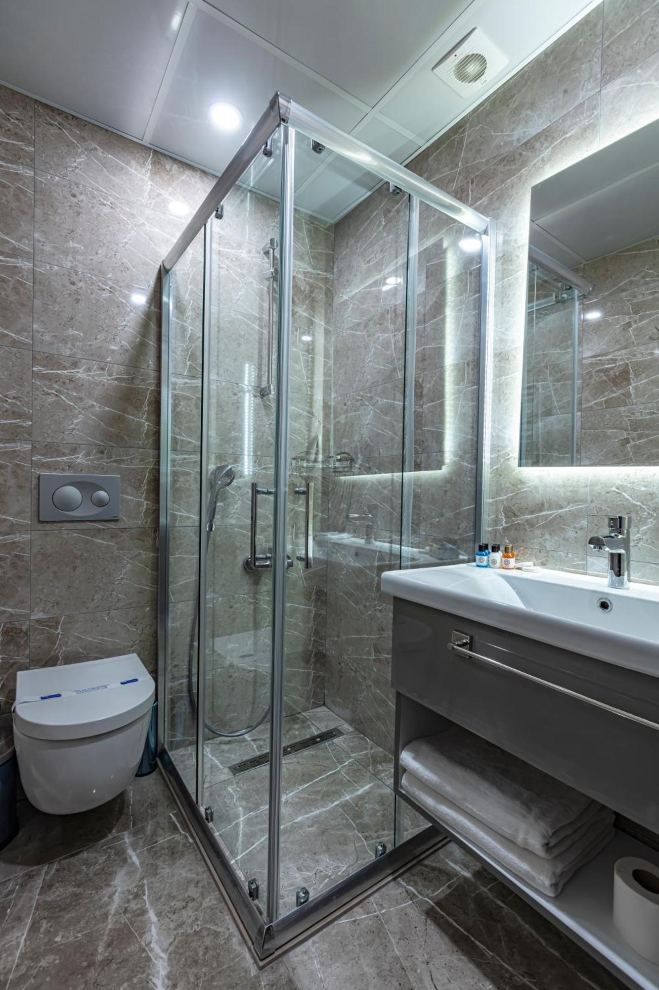 Grand Hamit By Karadayi Airport Hotel Arnavutkoy ภายนอก รูปภาพ