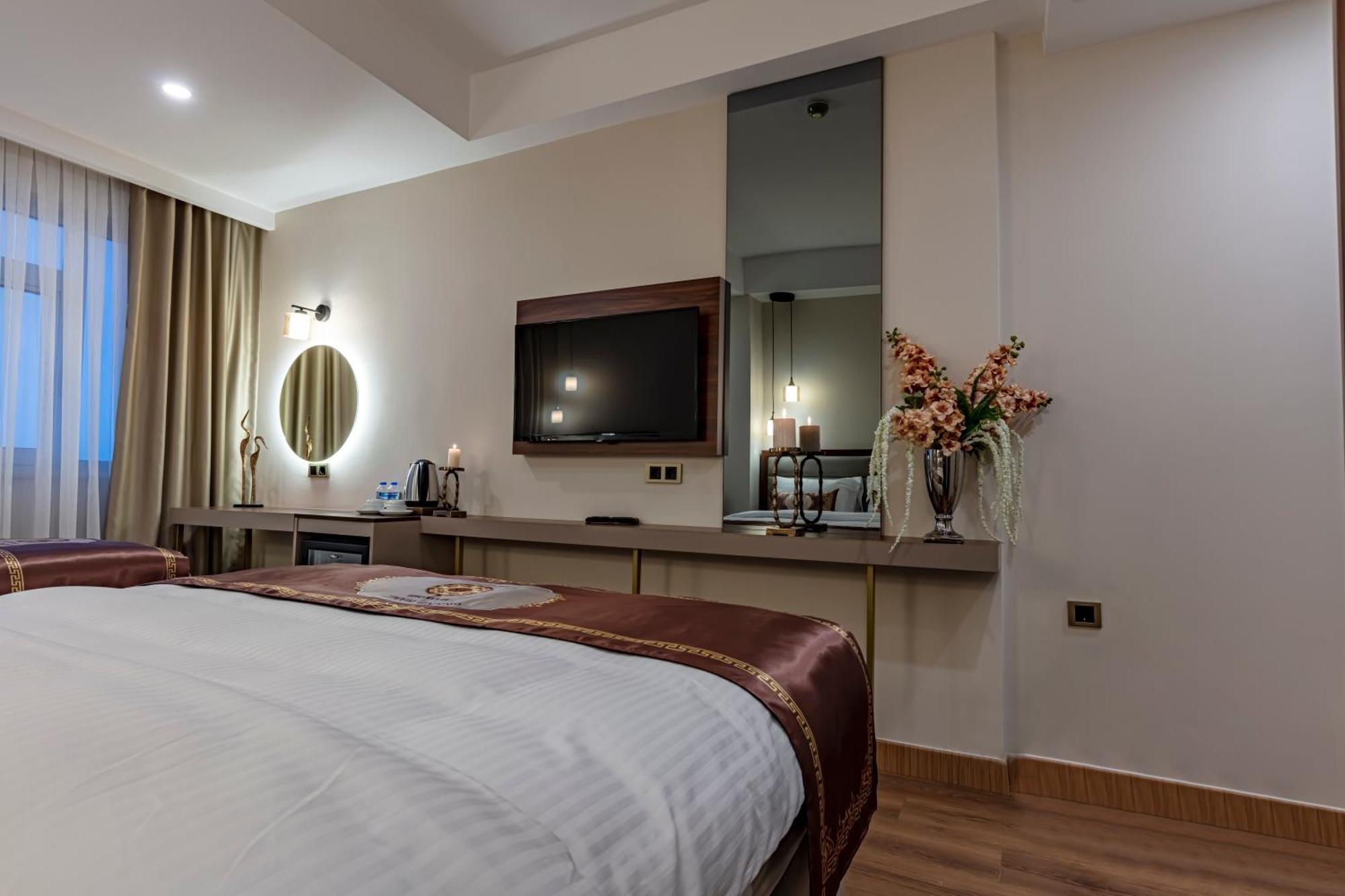 Grand Hamit By Karadayi Airport Hotel Arnavutkoy ภายนอก รูปภาพ