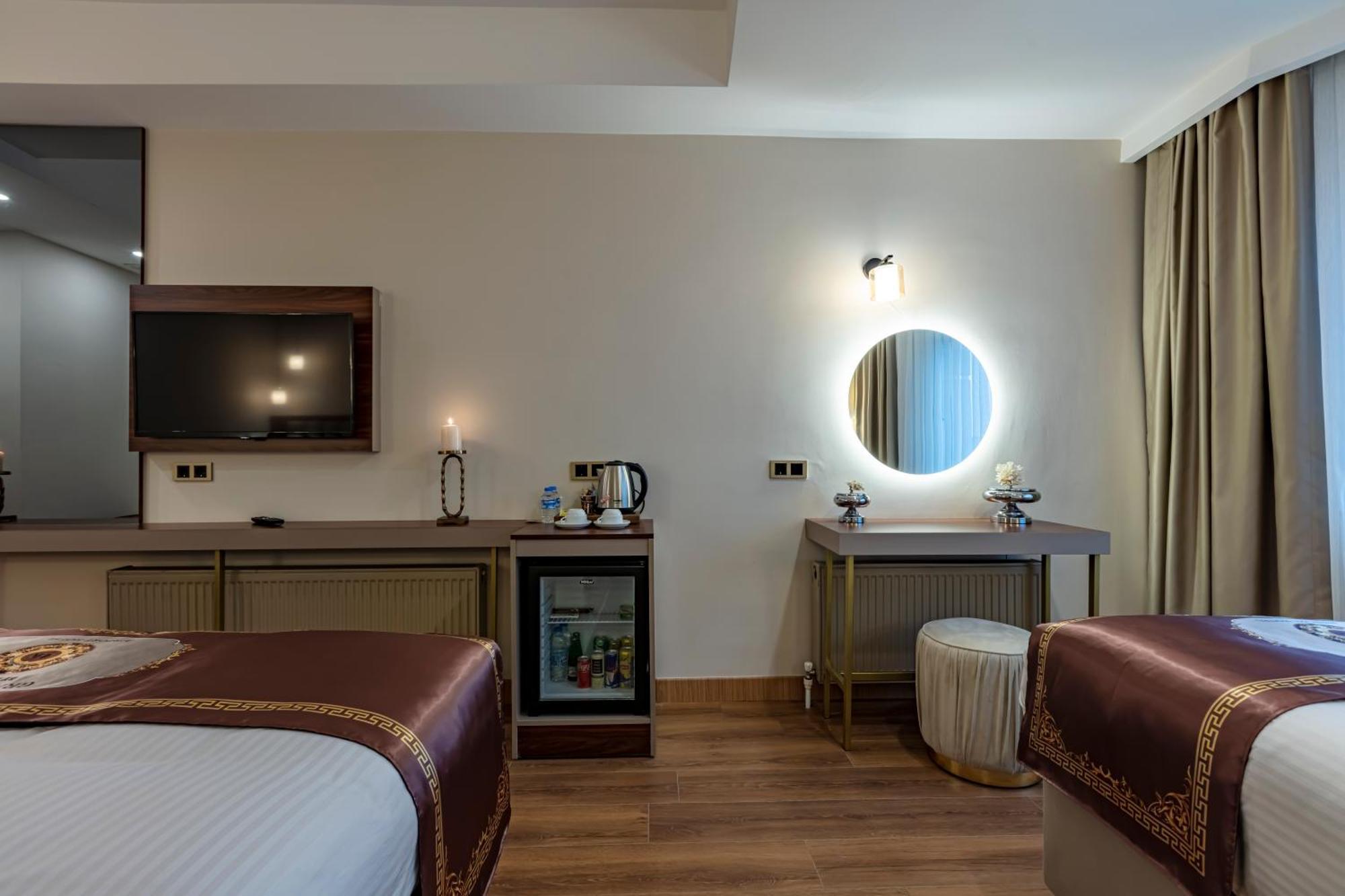 Grand Hamit By Karadayi Airport Hotel Arnavutkoy ภายนอก รูปภาพ